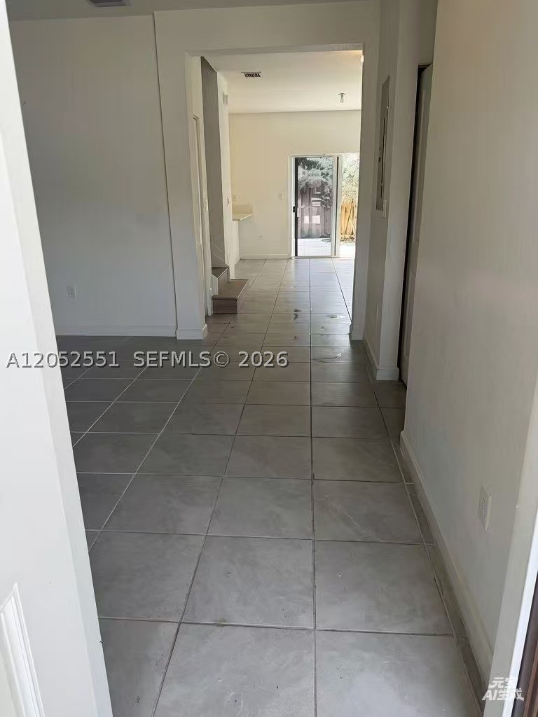 GOLF PARK SEC 1 - Residential Lease