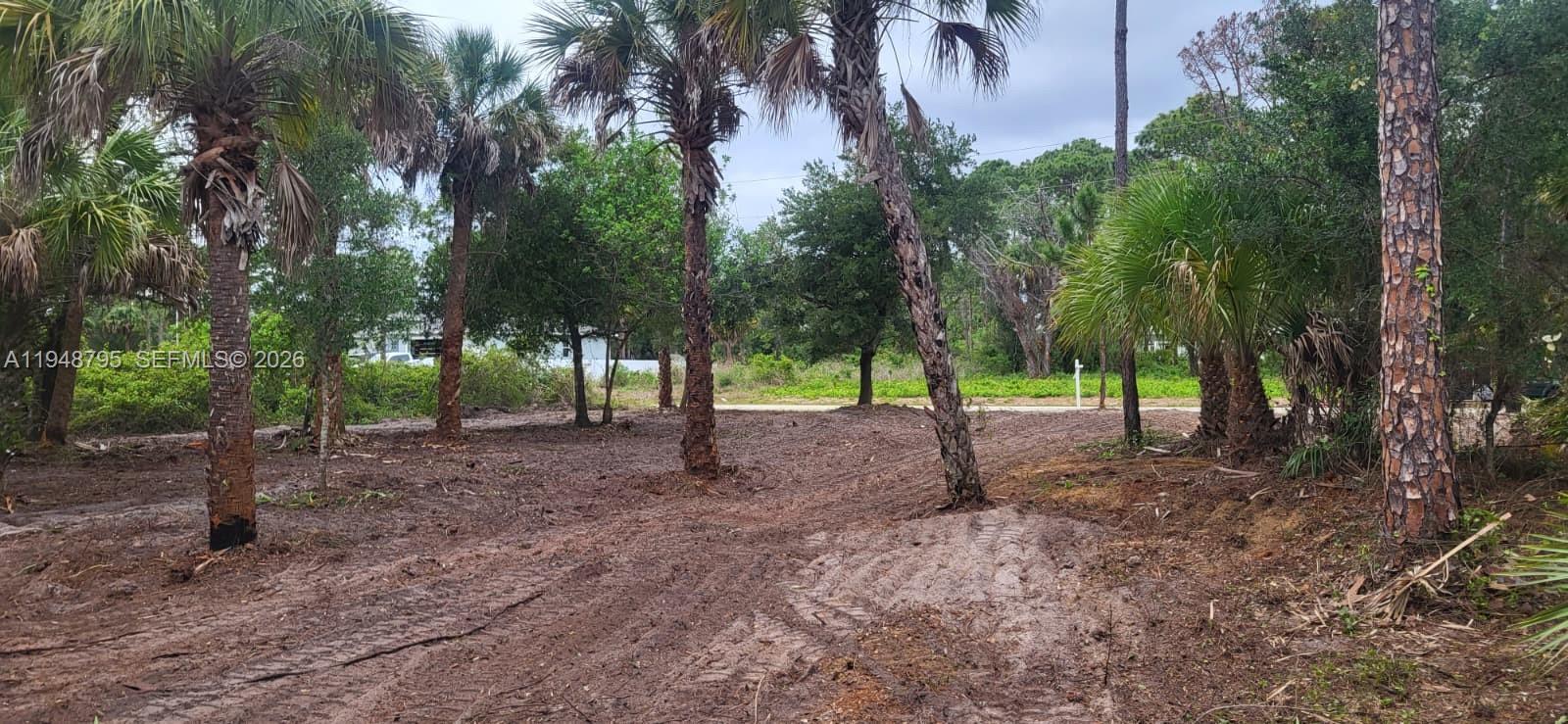 PORT LaBELLE UNIT 12 - Land