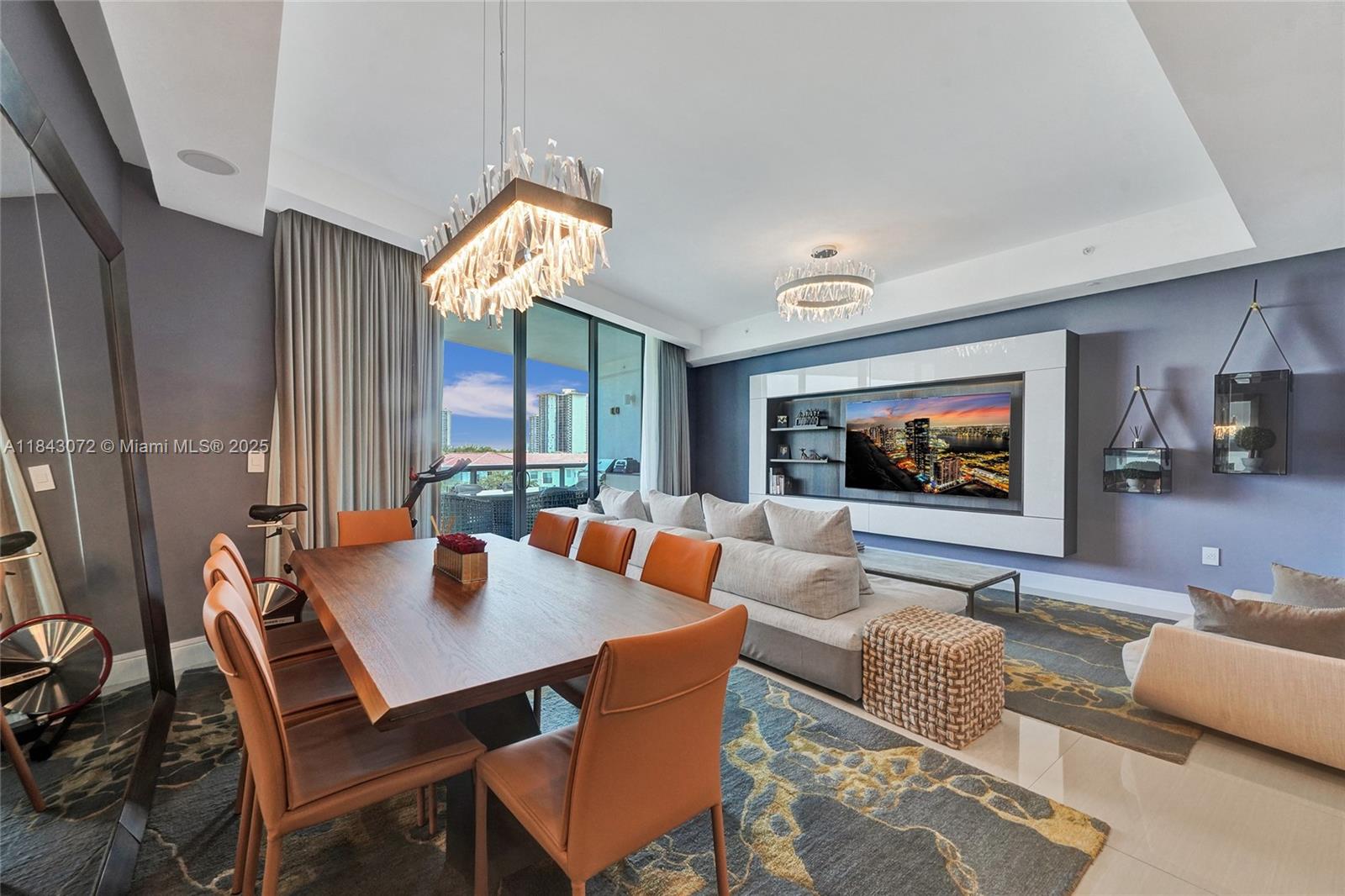ECHO CONDO - Residential