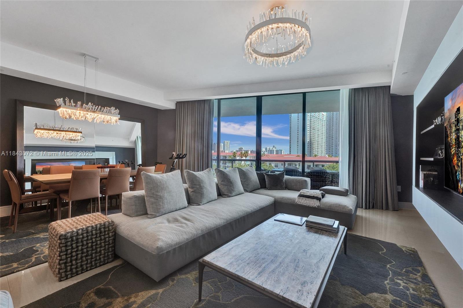 ECHO CONDO - Residential