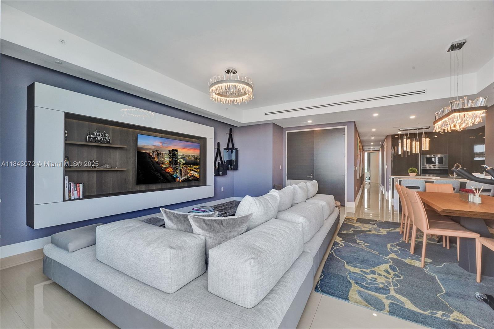 ECHO CONDO - Residential