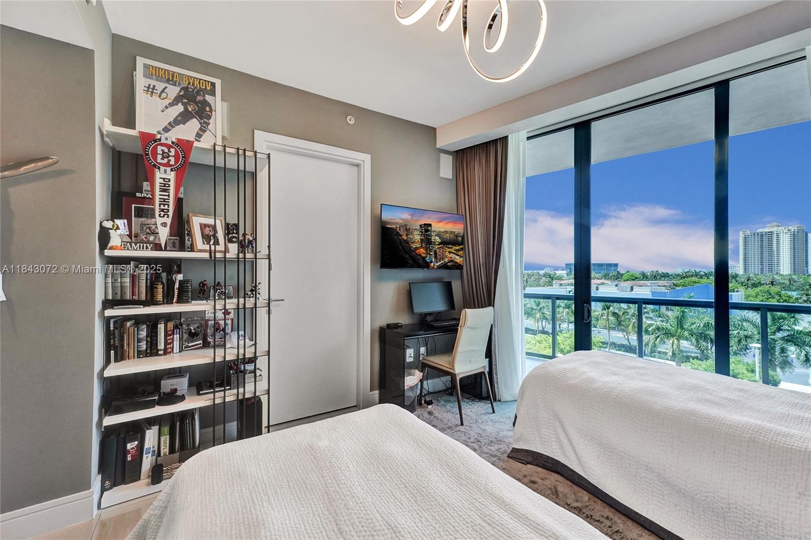ECHO CONDO - Residential