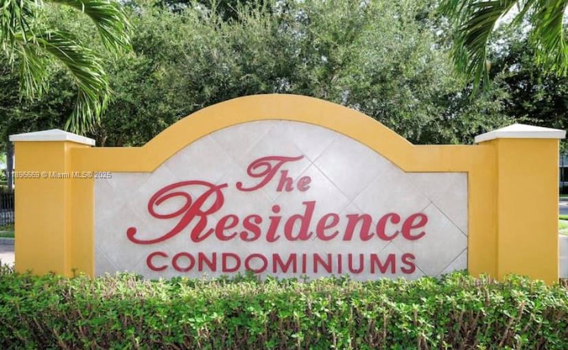 THE RESIDENCE - Residential