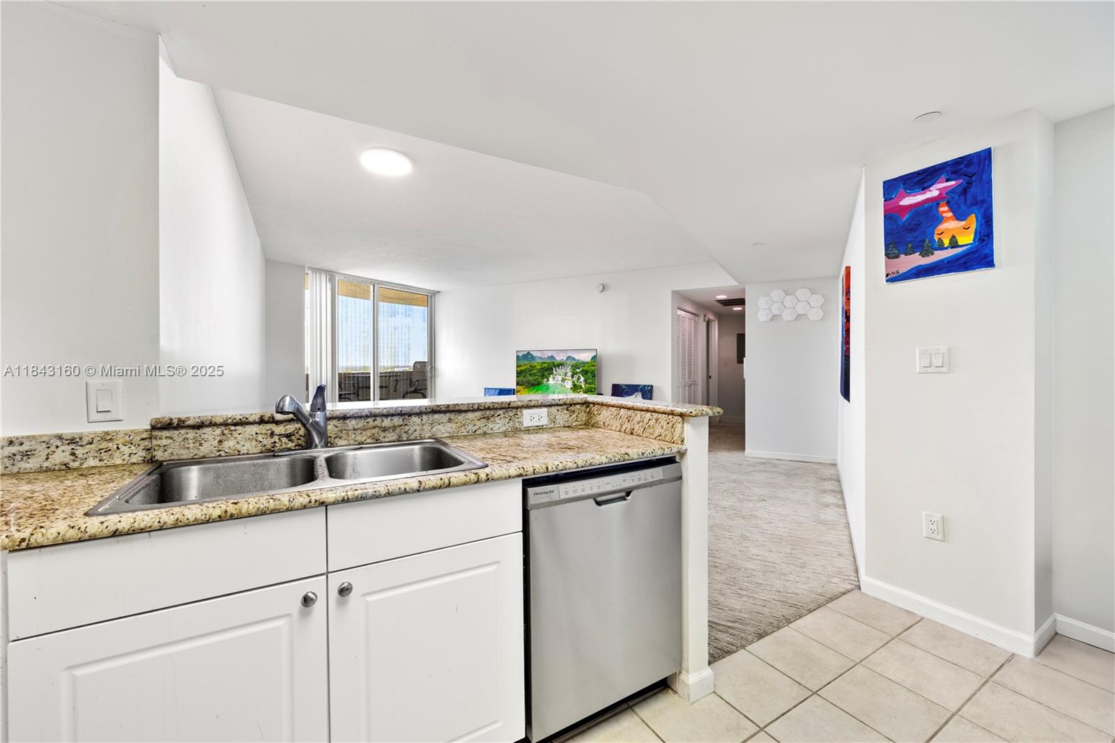 TURNBERRY ON THE GREEN CO - Residential