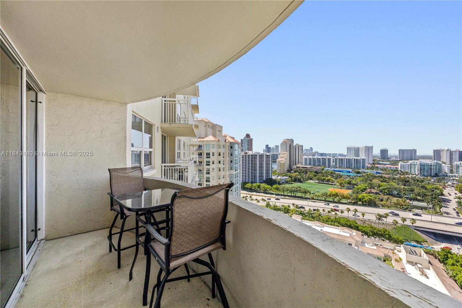 TURNBERRY ON THE GREEN CO - Residential