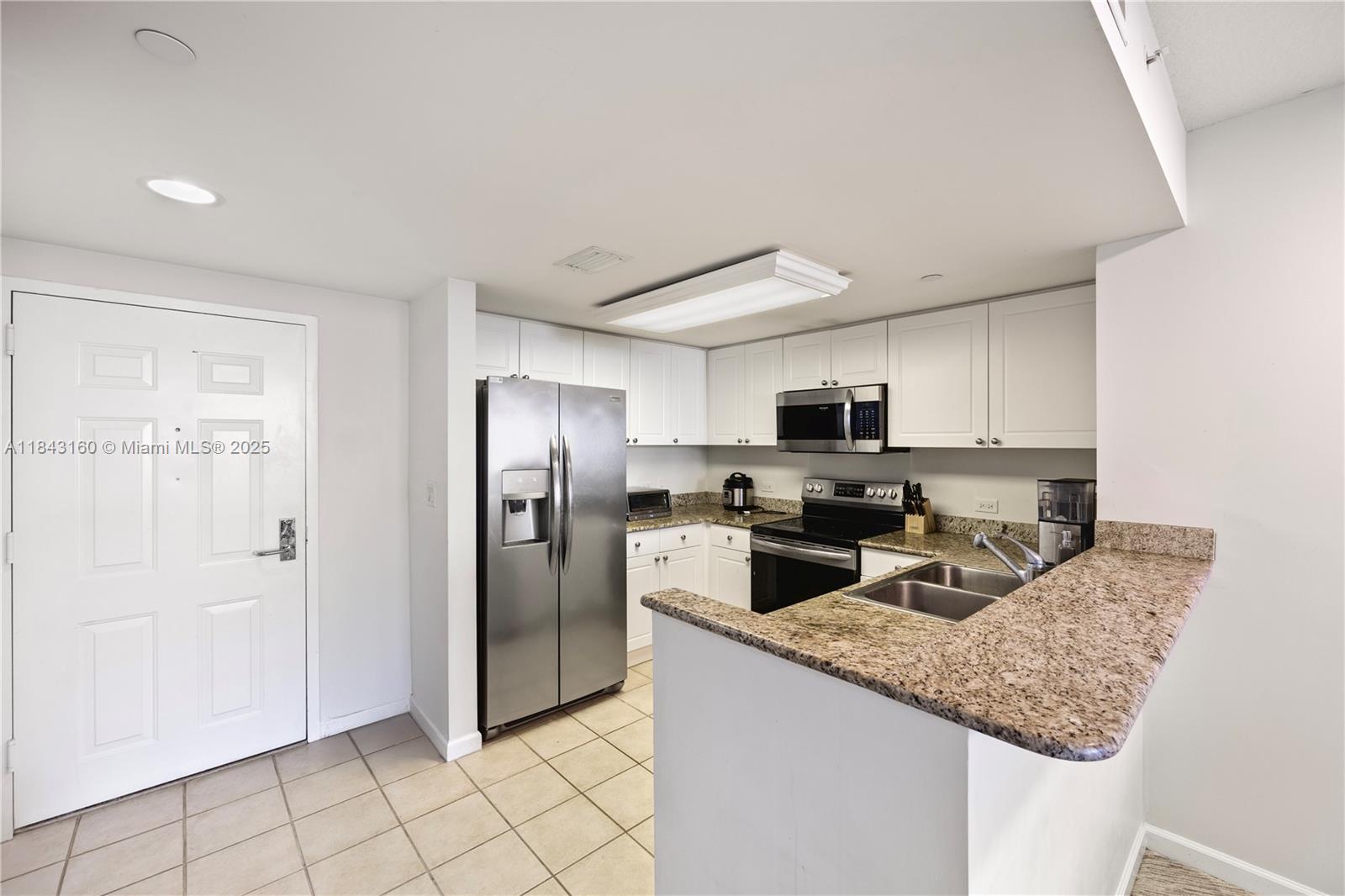 TURNBERRY ON THE GREEN CO - Residential
