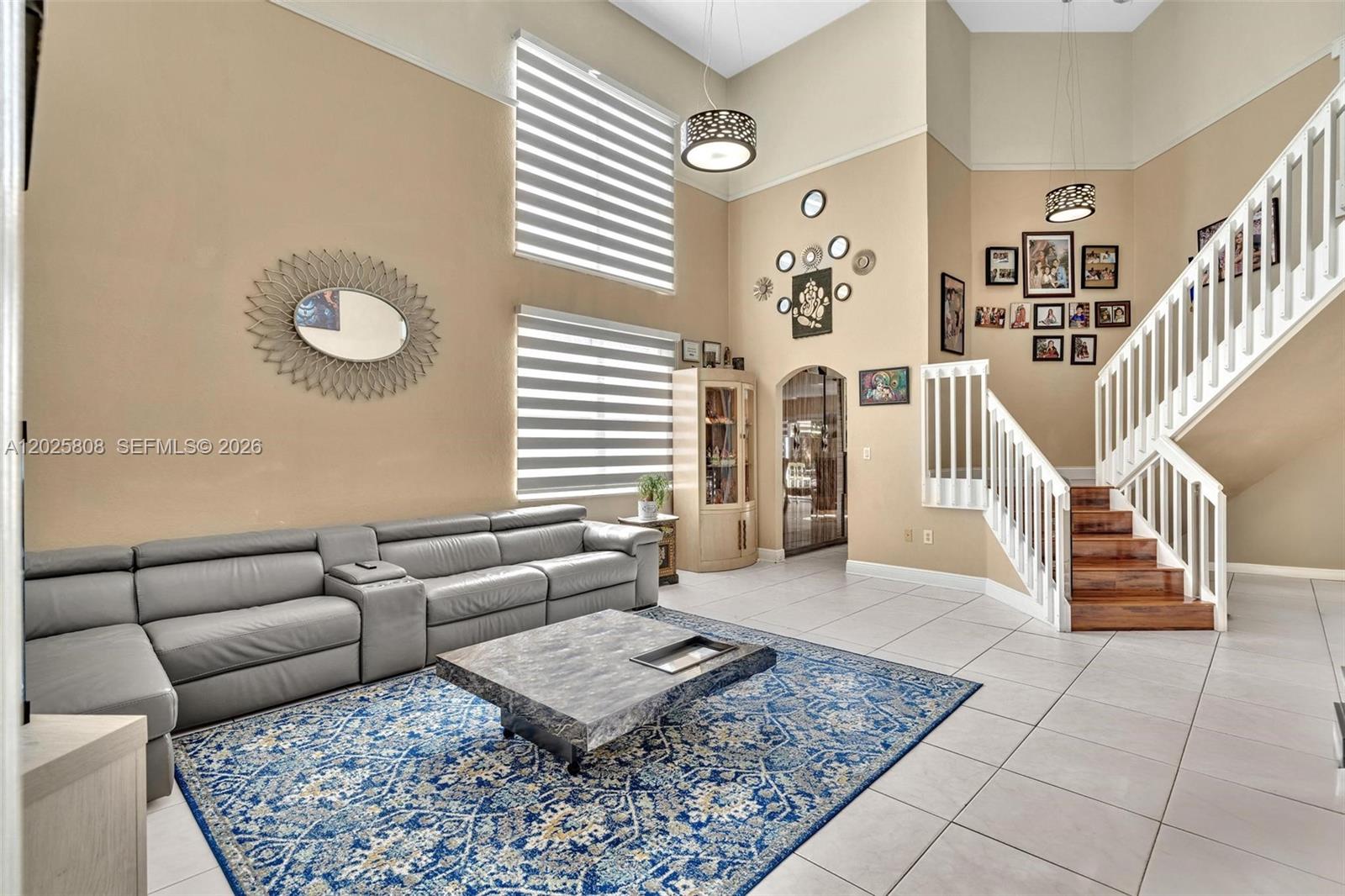 SAPPHIRE POINTE - DIAMOND - Residential Lease