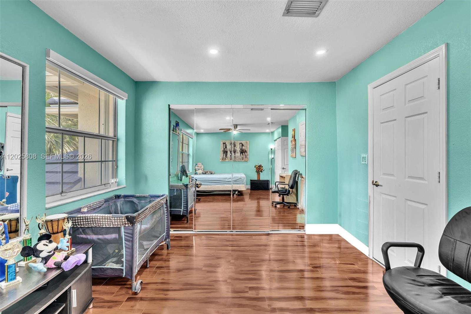 SAPPHIRE POINTE - DIAMOND - Residential Lease