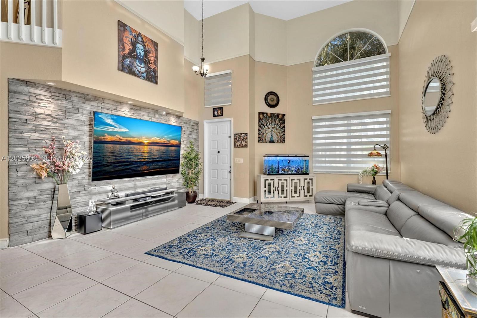 SAPPHIRE POINTE - DIAMOND - Residential Lease