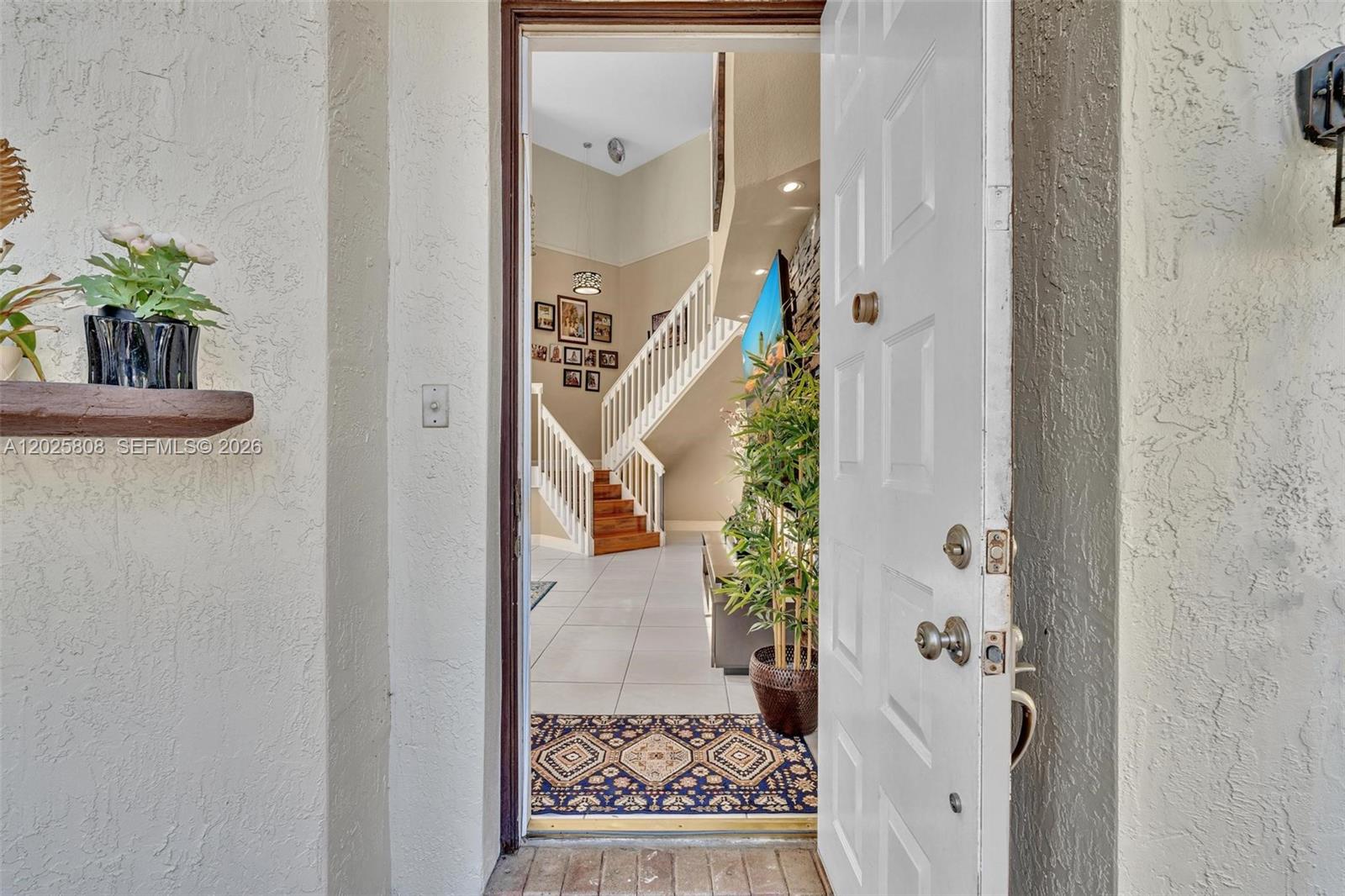 SAPPHIRE POINTE - DIAMOND - Residential Lease