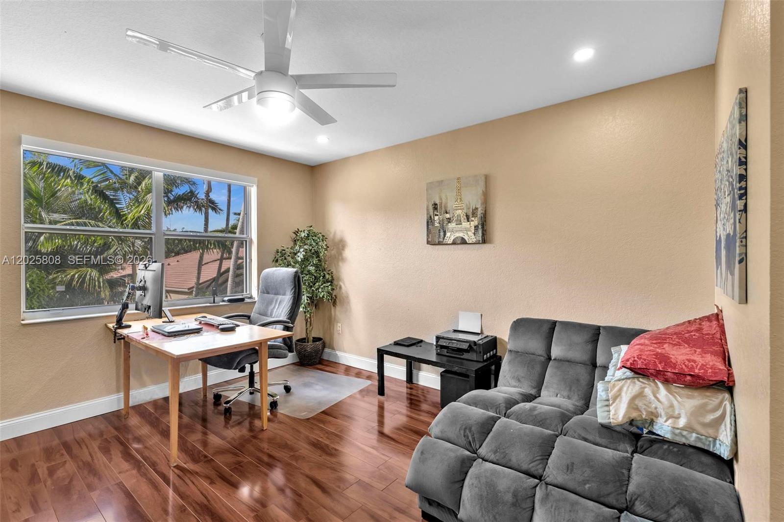 SAPPHIRE POINTE - DIAMOND - Residential Lease