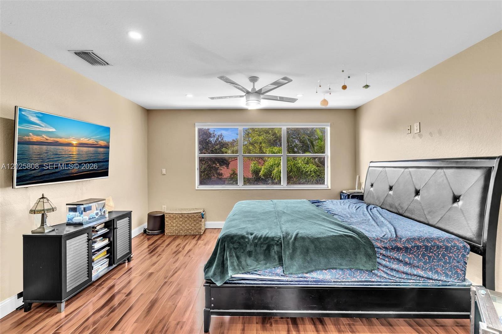 SAPPHIRE POINTE - DIAMOND - Residential Lease