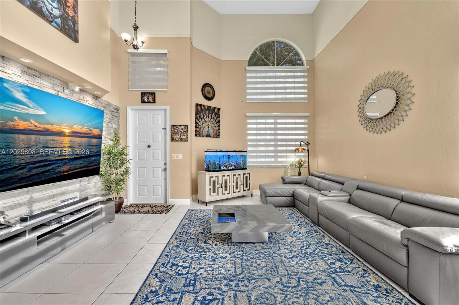 SAPPHIRE POINTE - DIAMOND - Residential Lease