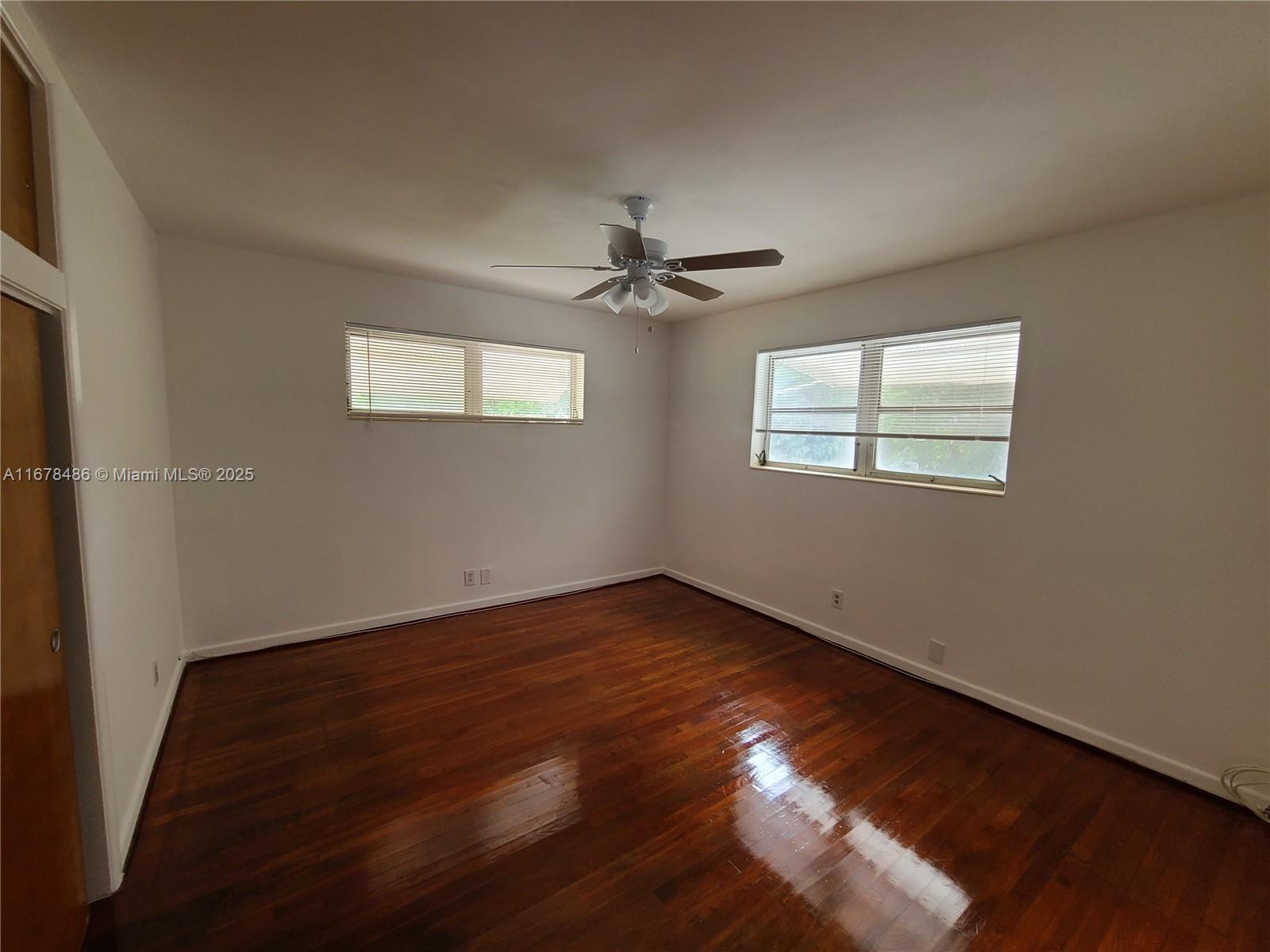 HOLLYWOOD COUNTRY ESTATES - Residential Lease