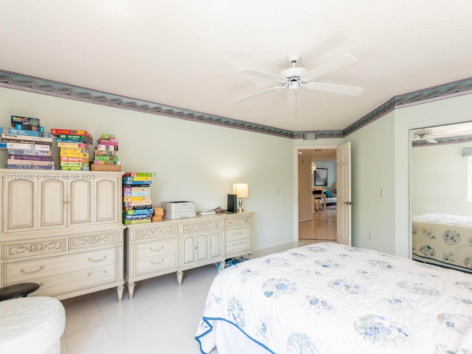 TRENT CONDOMINIUM E - Residential Lease