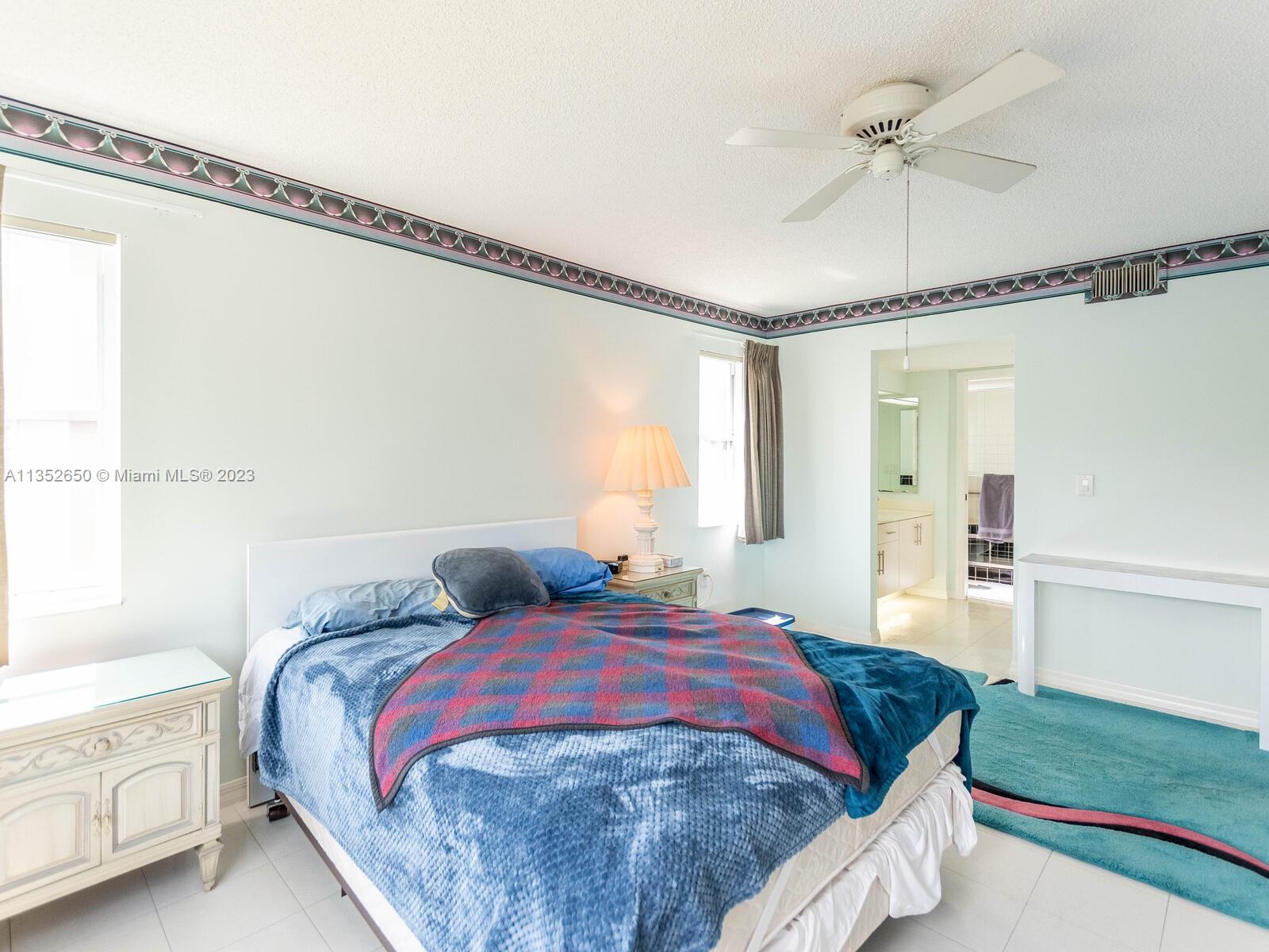 TRENT CONDOMINIUM E - Residential Lease