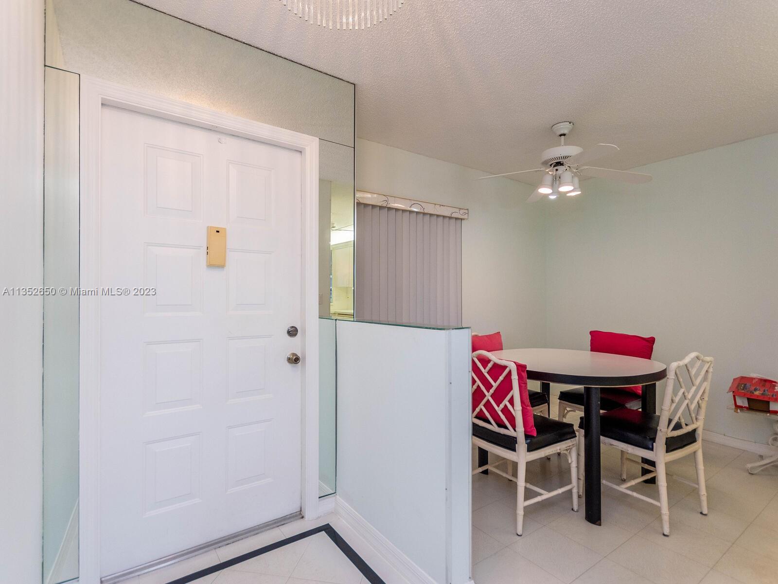 TRENT CONDOMINIUM E - Residential Lease