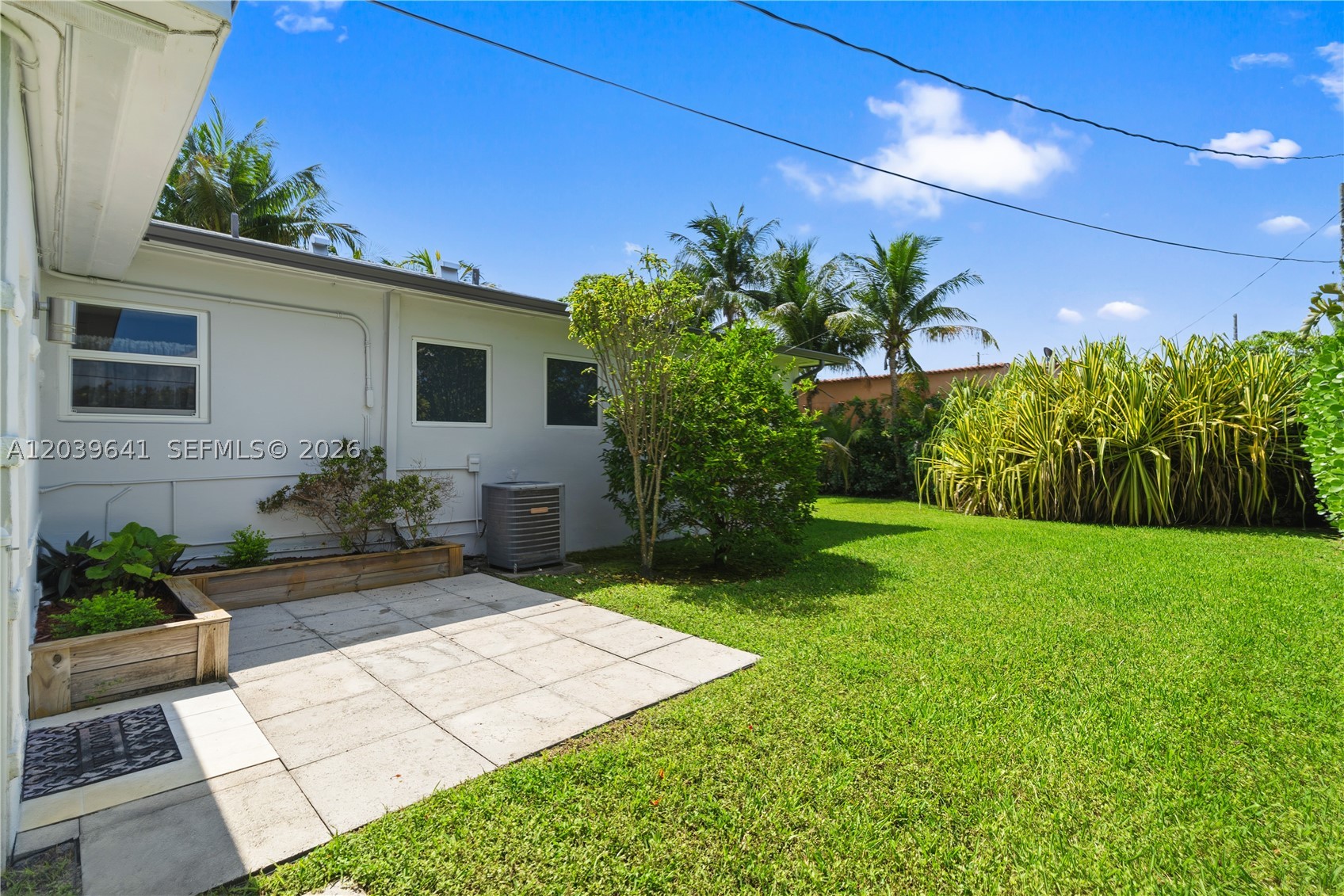 WESTLAWN-CORRECTED PLAT - Residential