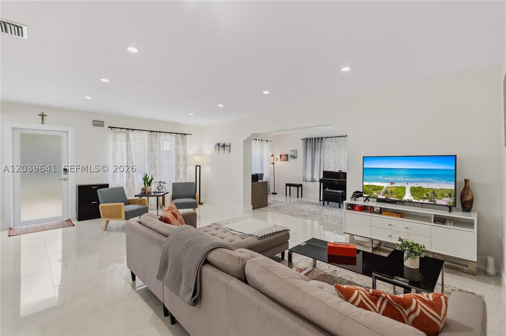 WESTLAWN-CORRECTED PLAT - Residential