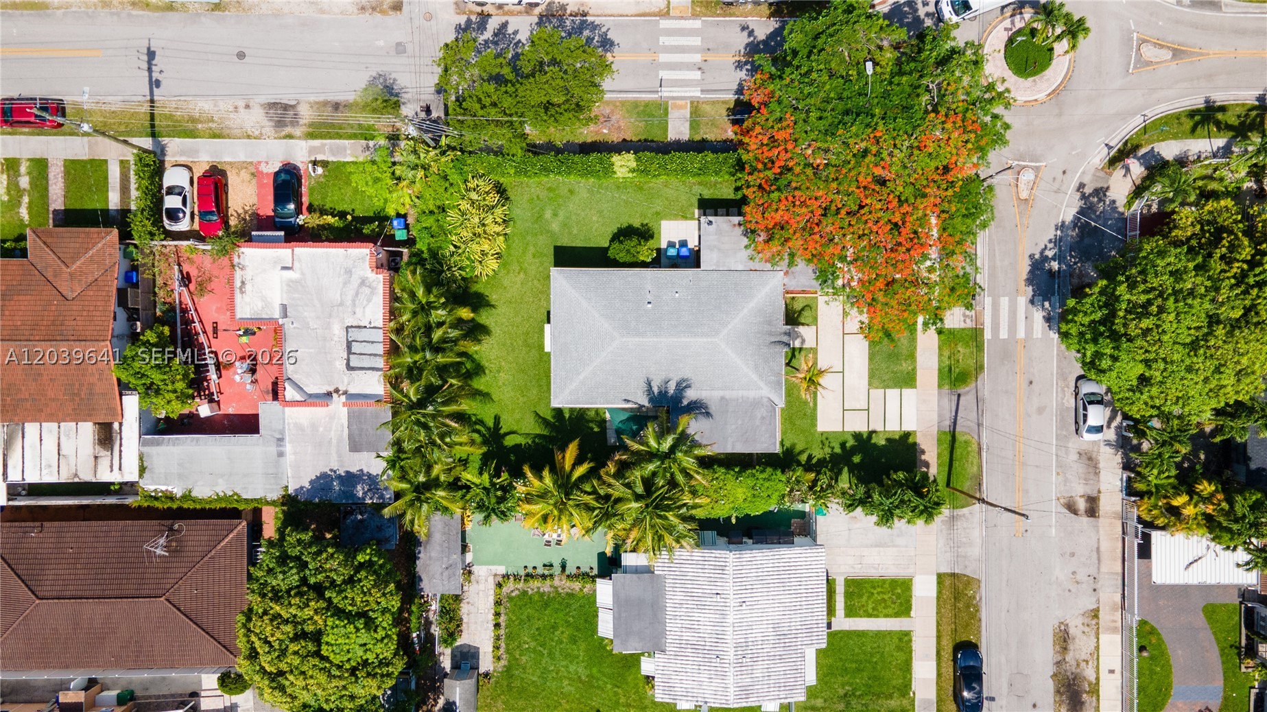 WESTLAWN-CORRECTED PLAT - Residential
