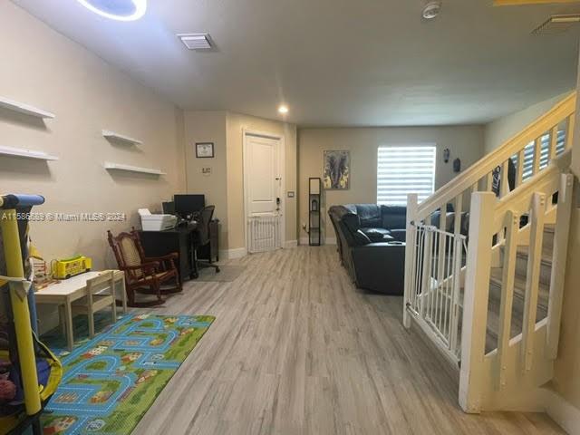 COCO PALM ESTATES - Residential