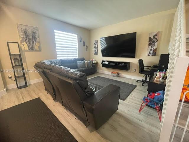 COCO PALM ESTATES - Residential