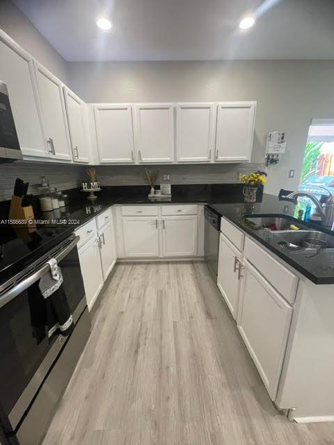 COCO PALM ESTATES - Residential