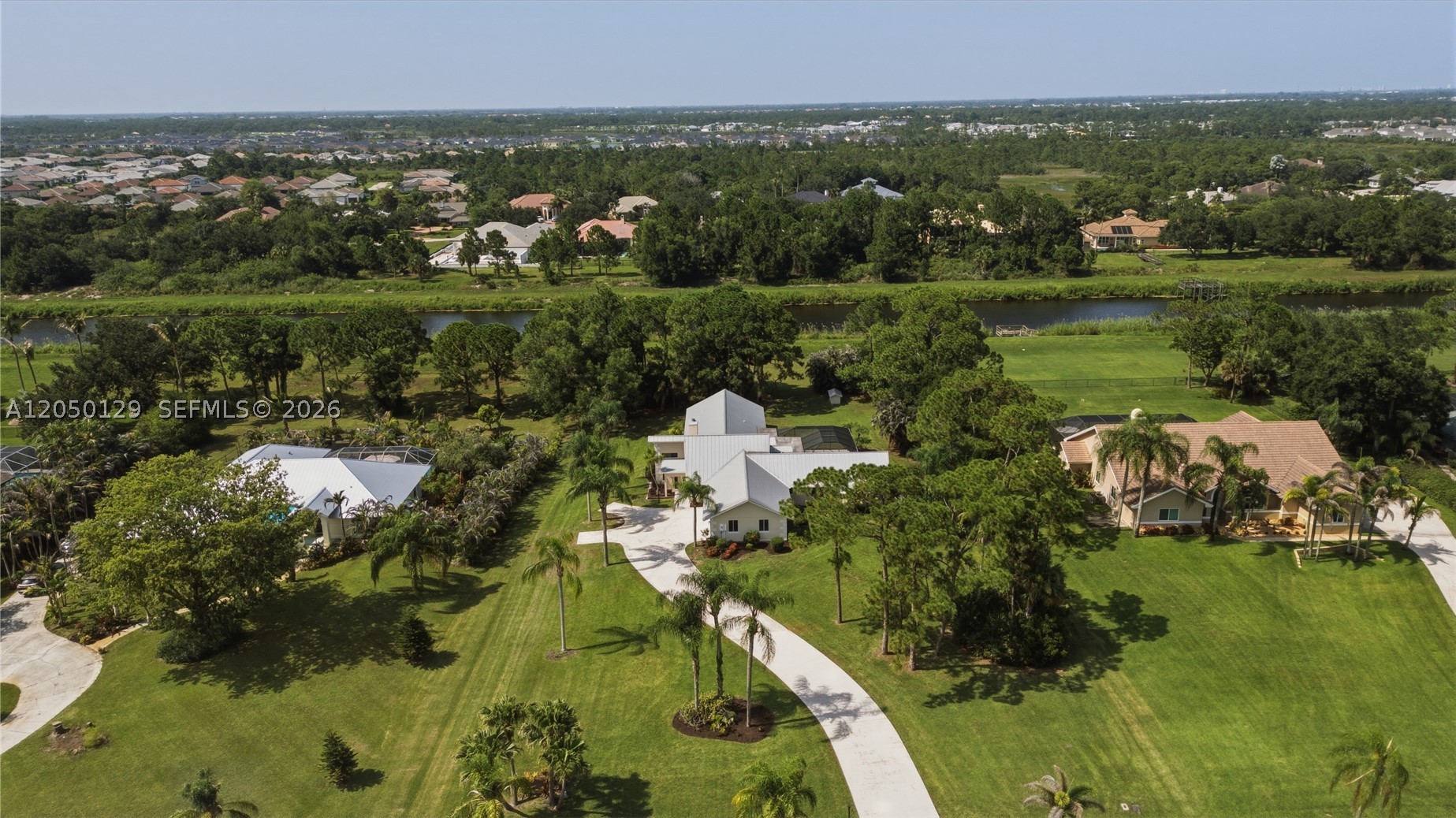 MID-RIVERS YACHT AND COUN - Residential