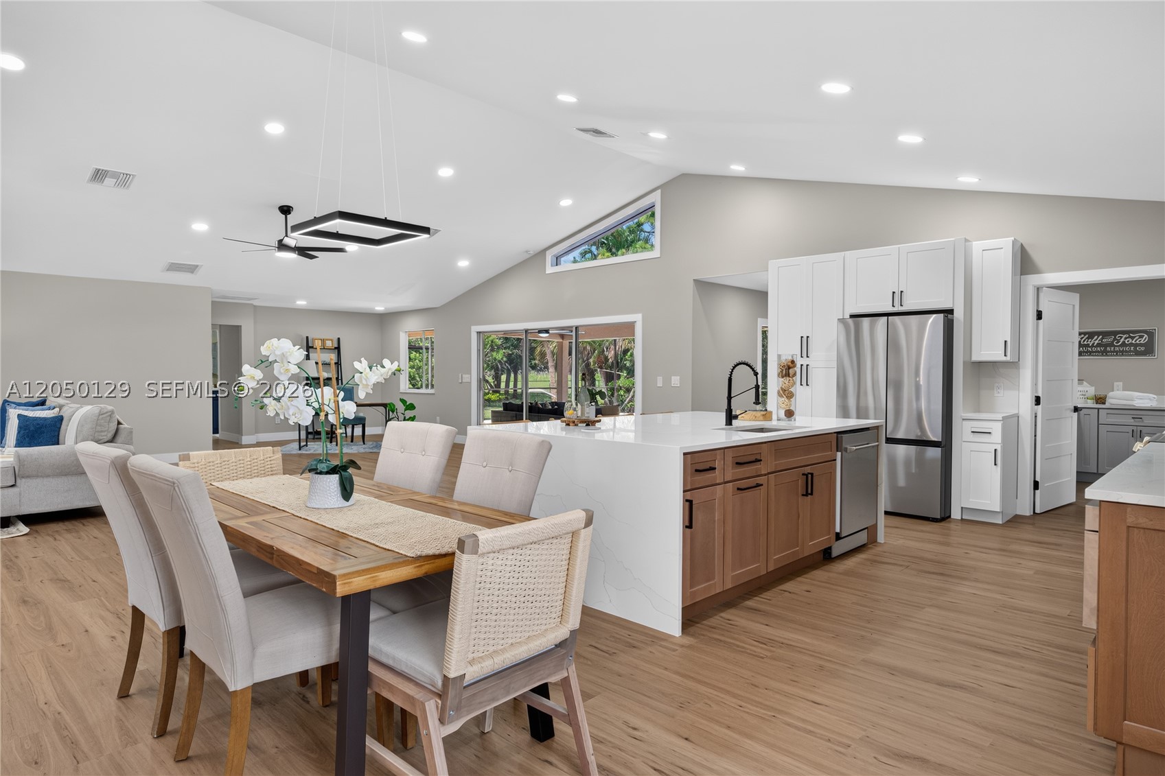 MID-RIVERS YACHT AND COUN - Residential