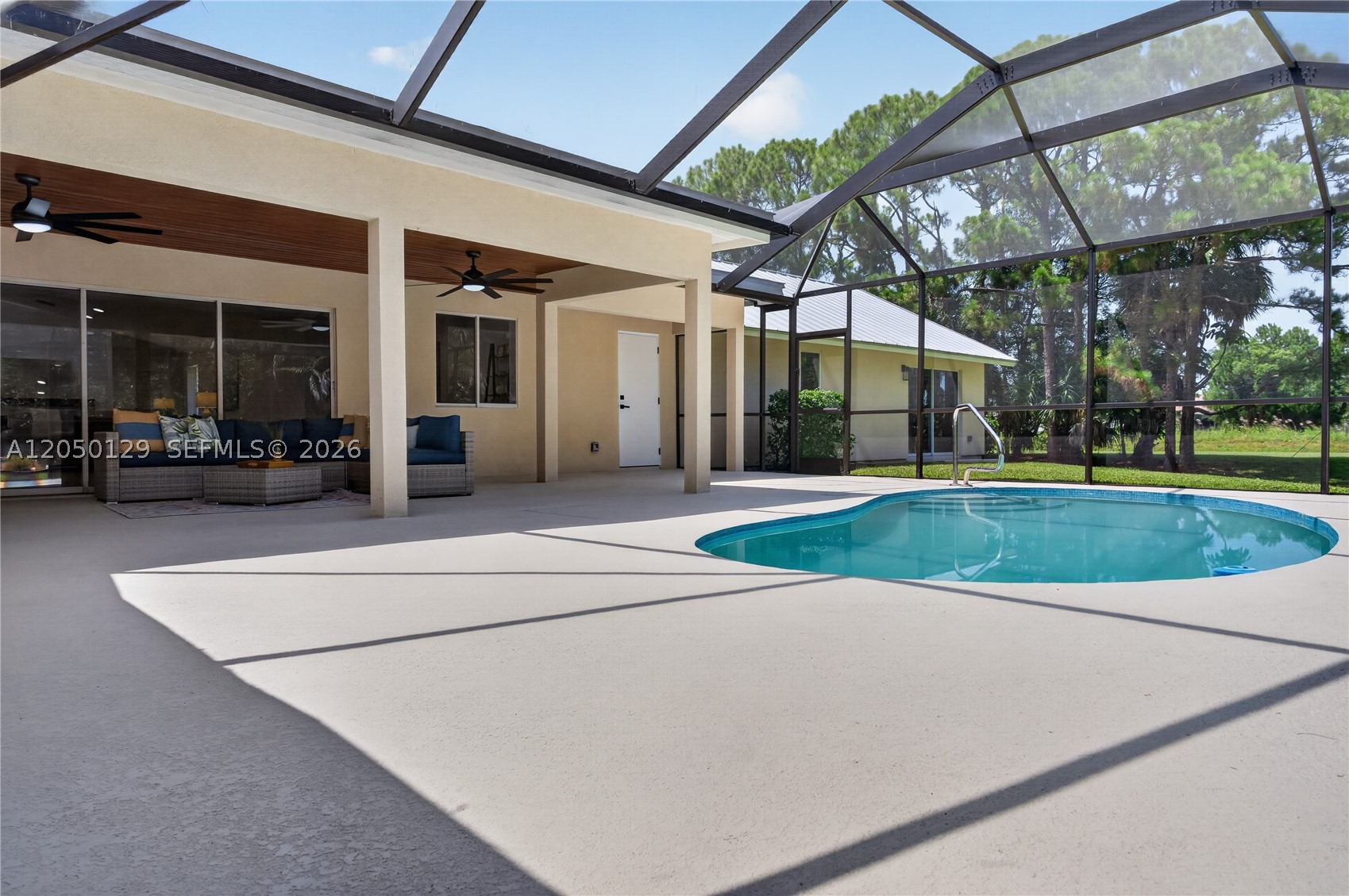 MID-RIVERS YACHT AND COUN - Residential