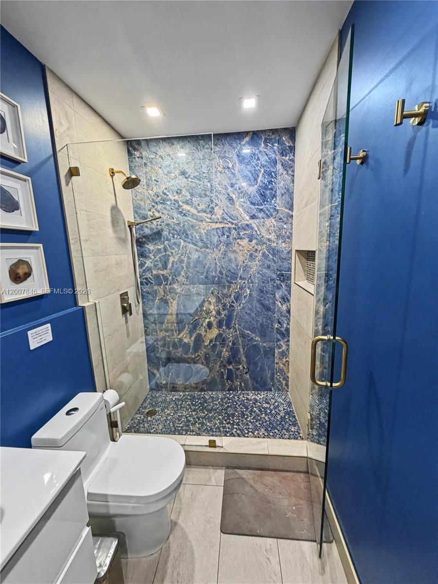 CASCADE AT HOLLY HEIGHTS - Residential