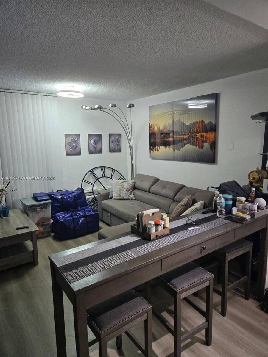GOLDEN GATE APARTMENTS CO - Residential
