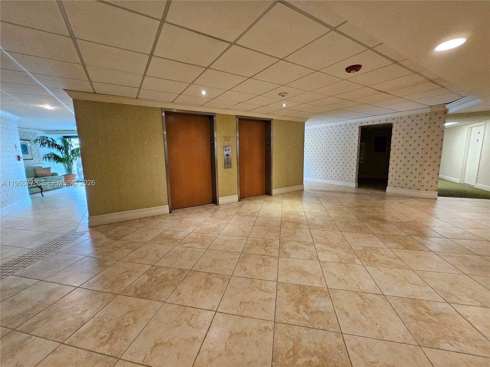 RIVER REACH CONDOMINIUM I - Residential