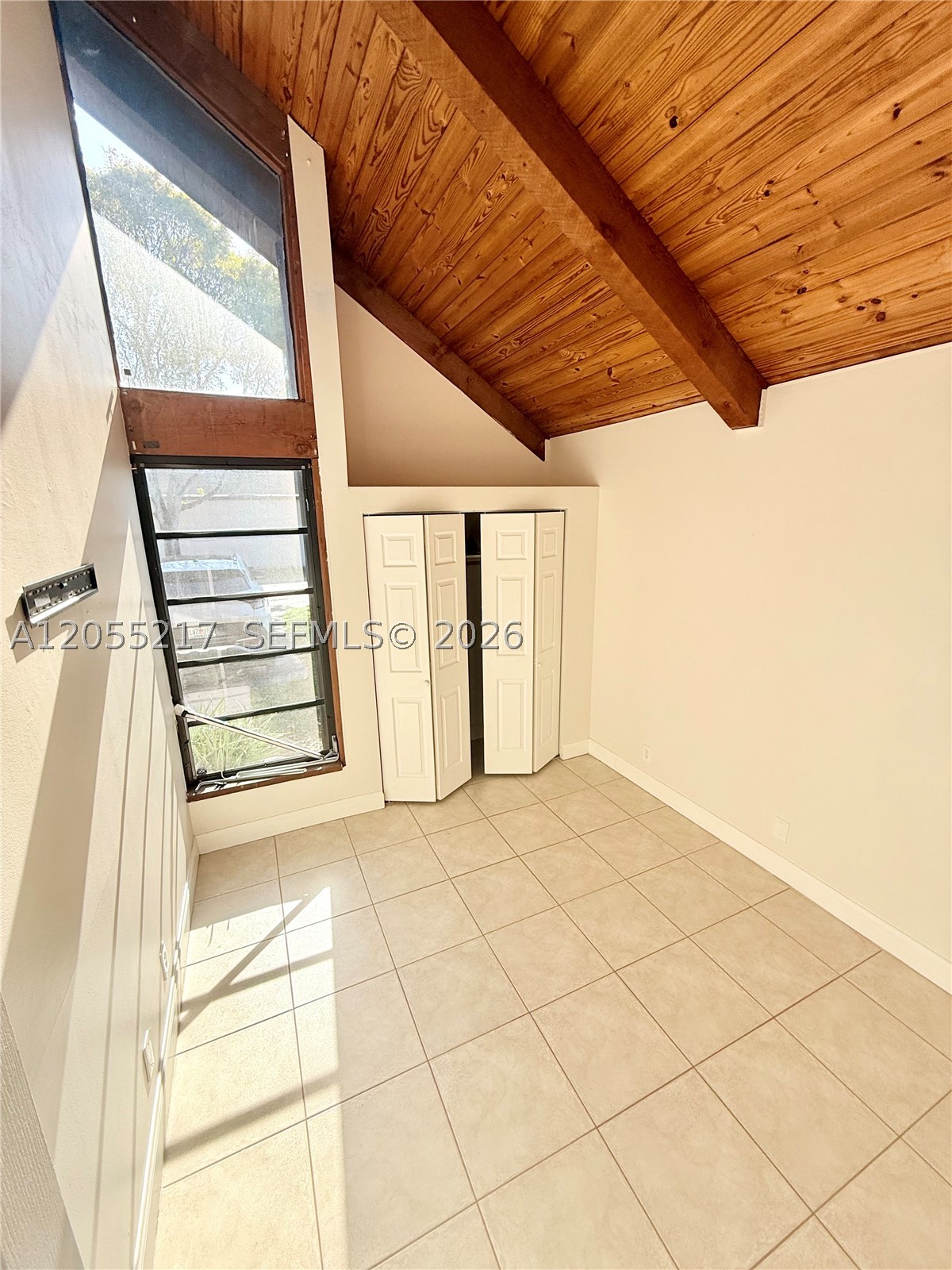 VILLAGE TOWNHOUSES - Residential