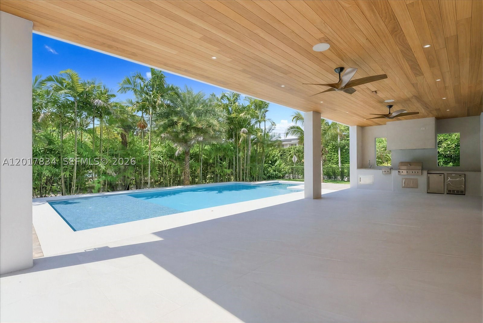 PALM MIAMI HGTS AMD - Residential