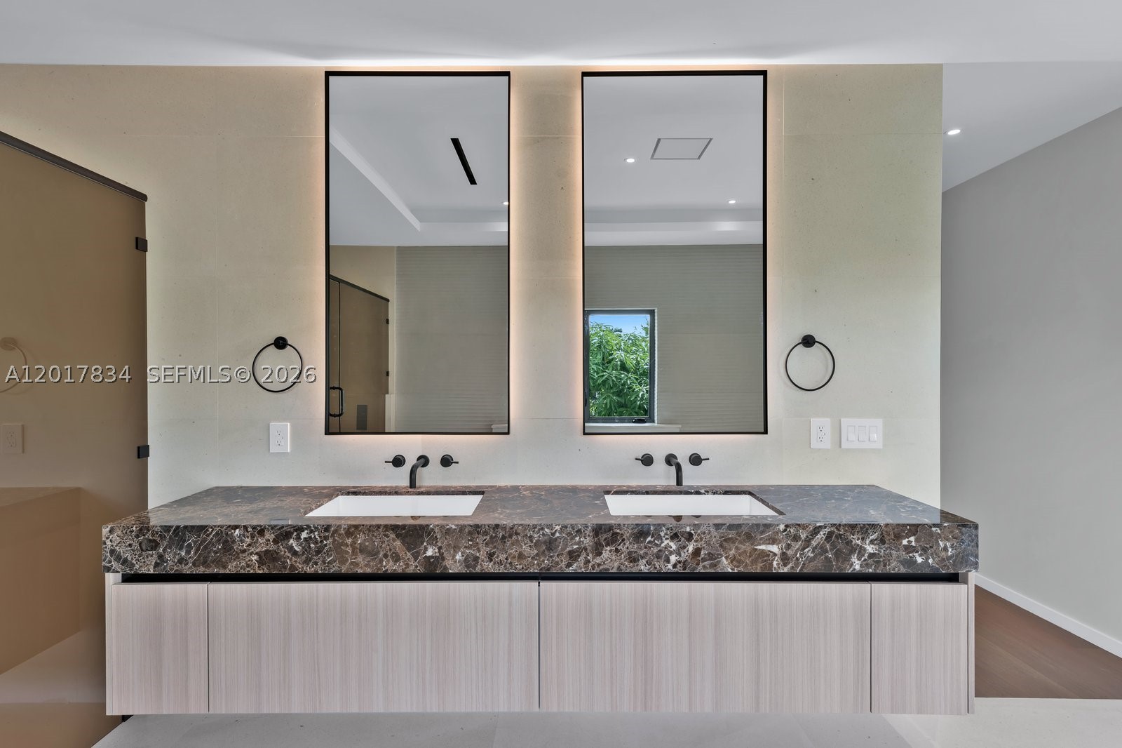 PALM MIAMI HGTS AMD - Residential