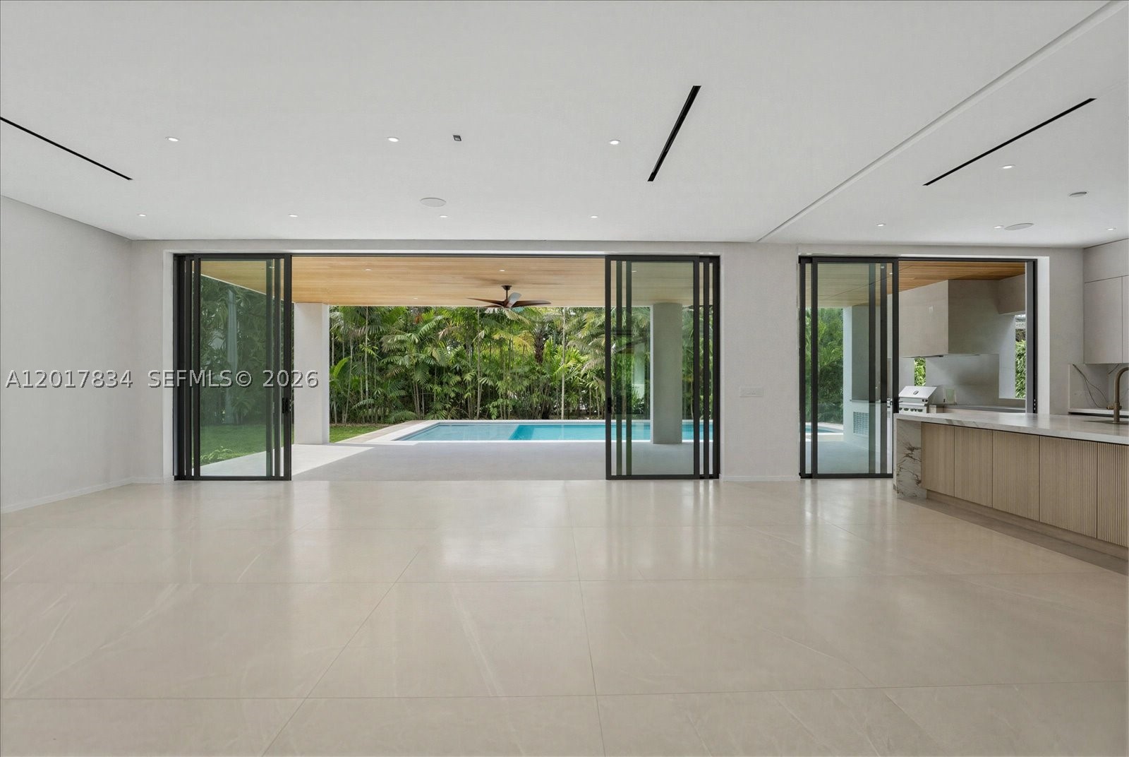 PALM MIAMI HGTS AMD - Residential