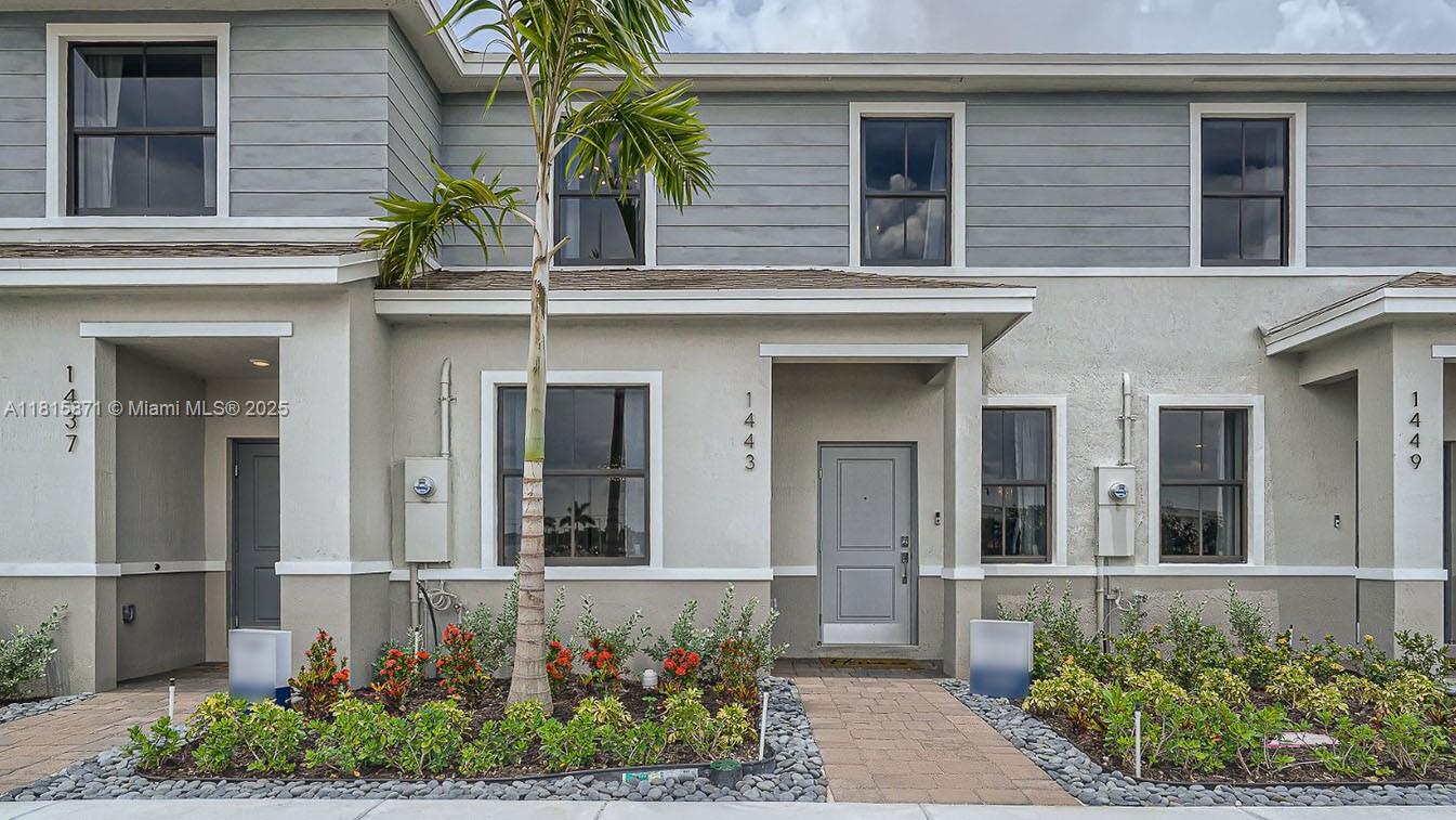 Palm Cay - Residential