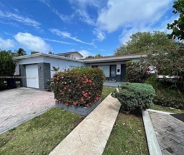 Beautiful single family home, 1,507 sq. ft., bedrooms, 2 bathrooms. Located in highly desired
 Normandy Island, Miami Beach. Open concept kitchen and spacious living/dining area. Large Florida room which
 extends to the expansive backyard facing the Normandy Golf course. Washer & dryer inside the premises. 1 car
 garage plus 3 additional parking spaces outside.