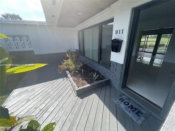 NORMANDY GOLF COURSE - Residential Lease