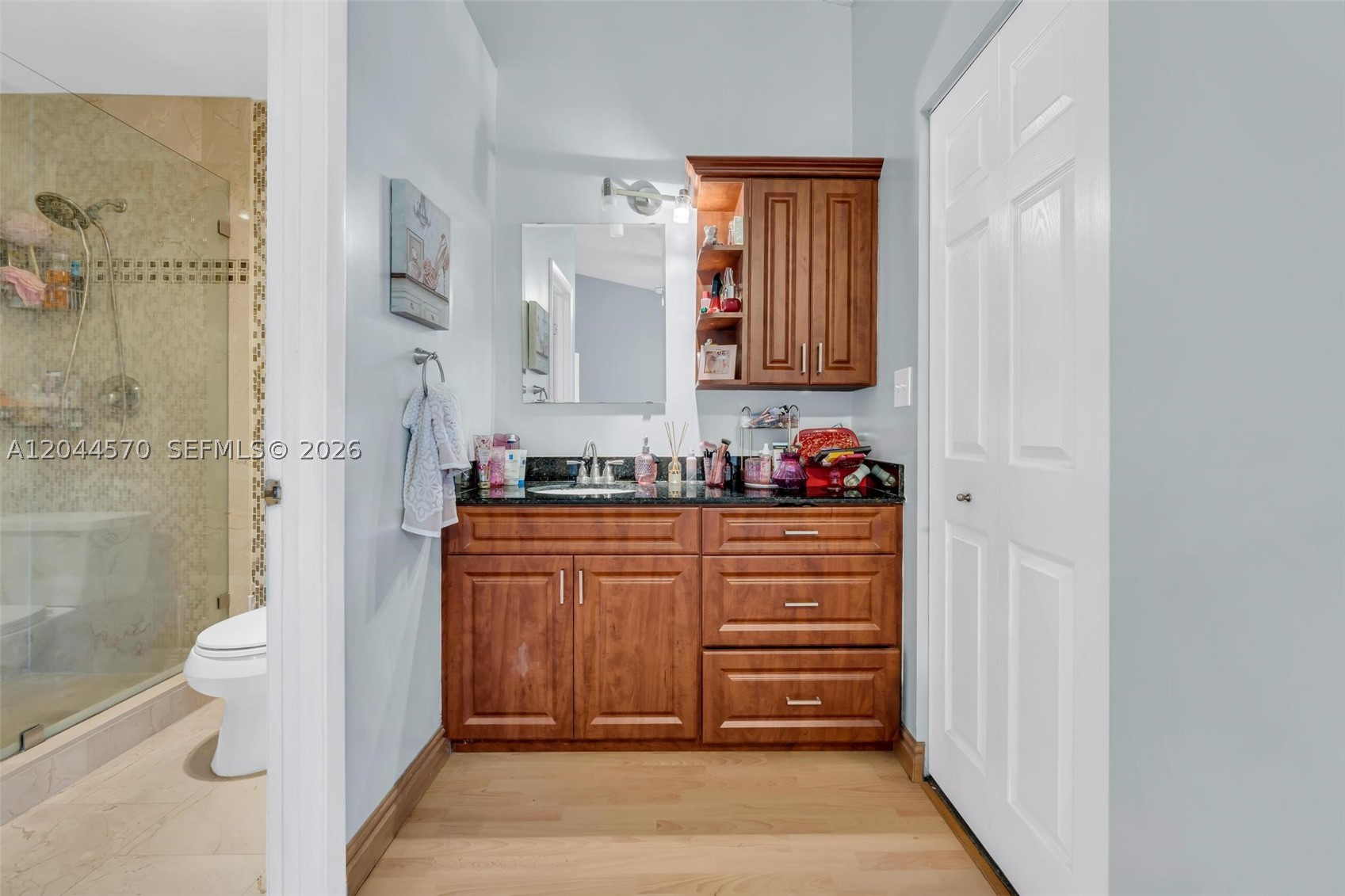 PEMBROKE POINTE - Residential