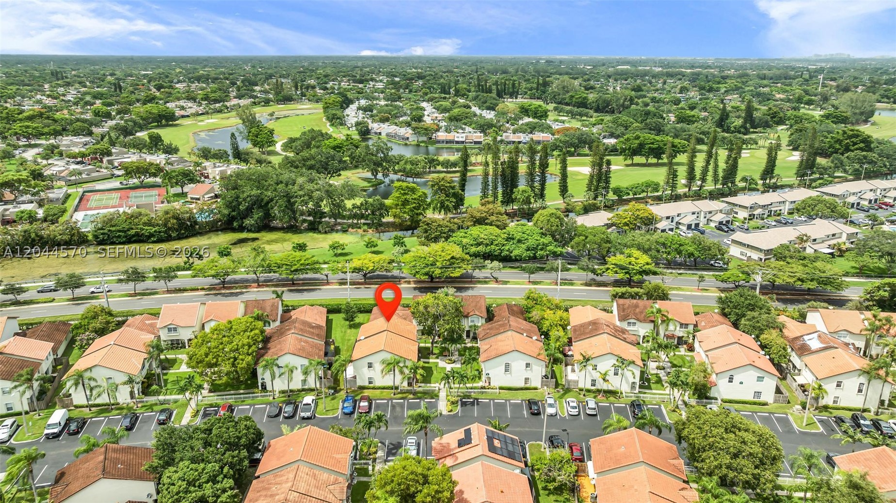 PEMBROKE POINTE - Residential