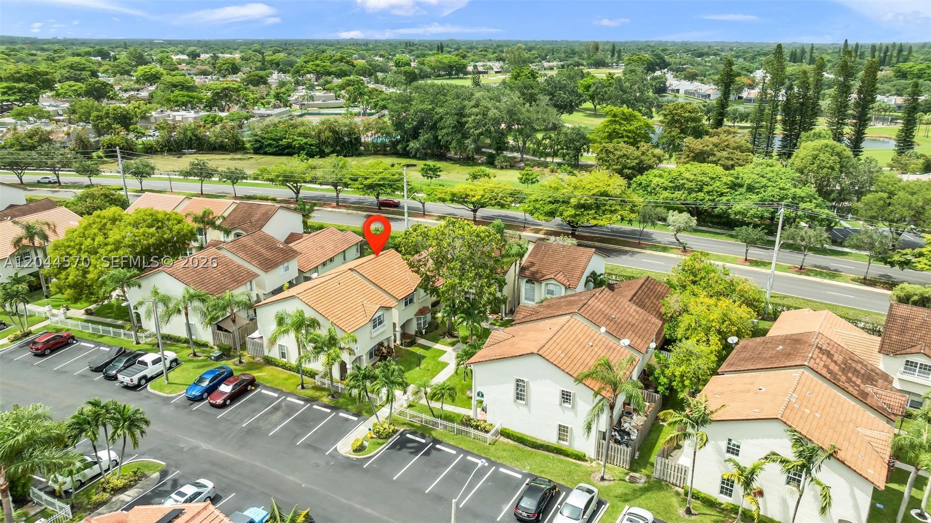 PEMBROKE POINTE - Residential