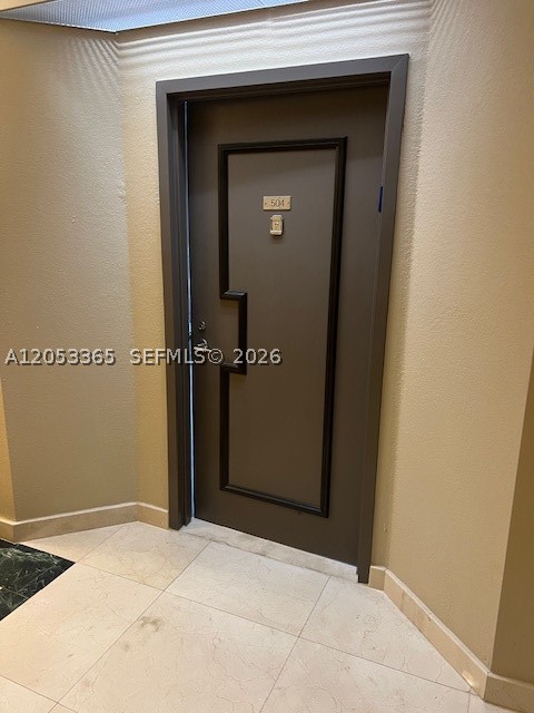 HARBOR TOWERS - Residential Lease