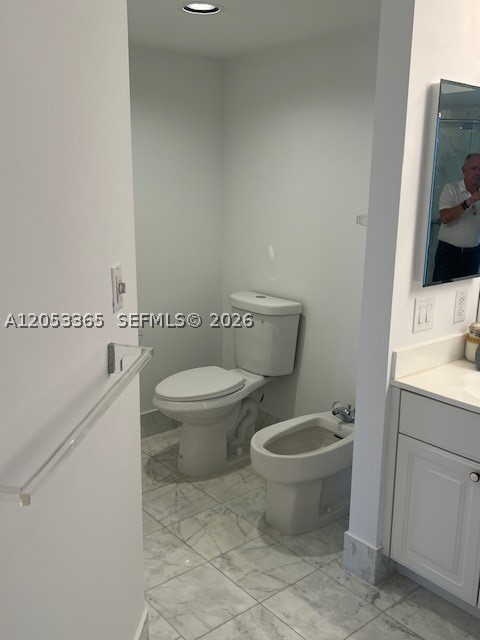 HARBOR TOWERS - Residential Lease