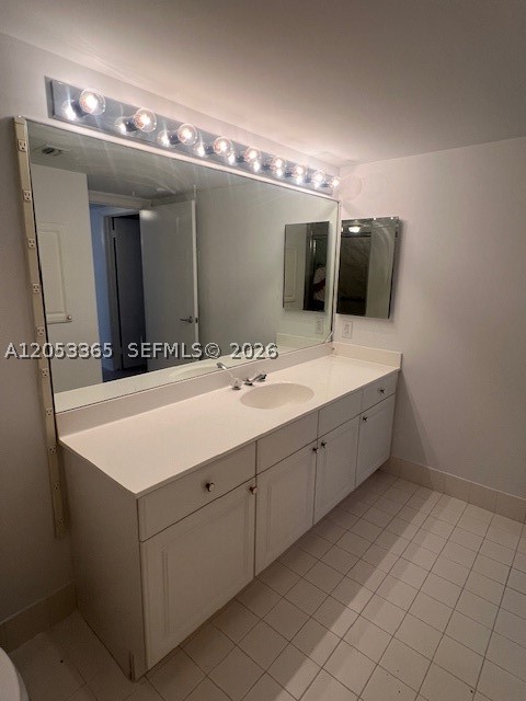 HARBOR TOWERS - Residential Lease
