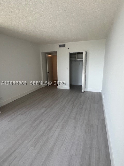 HARBOR TOWERS - Residential Lease