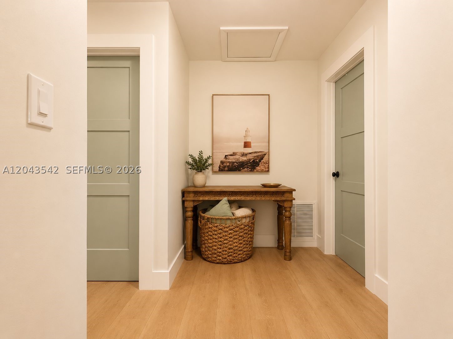 MITCHELL EAST - Residential