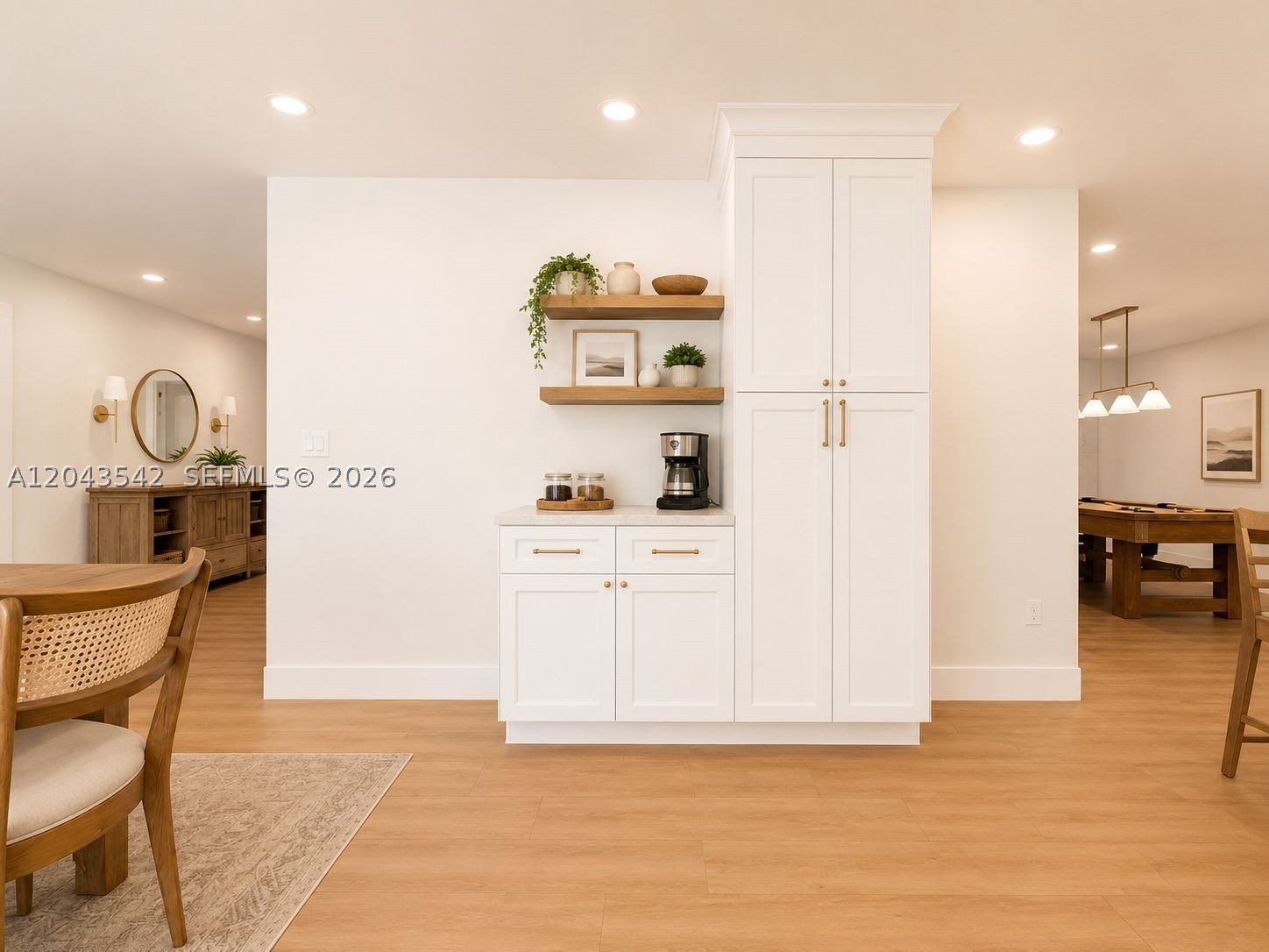MITCHELL EAST - Residential