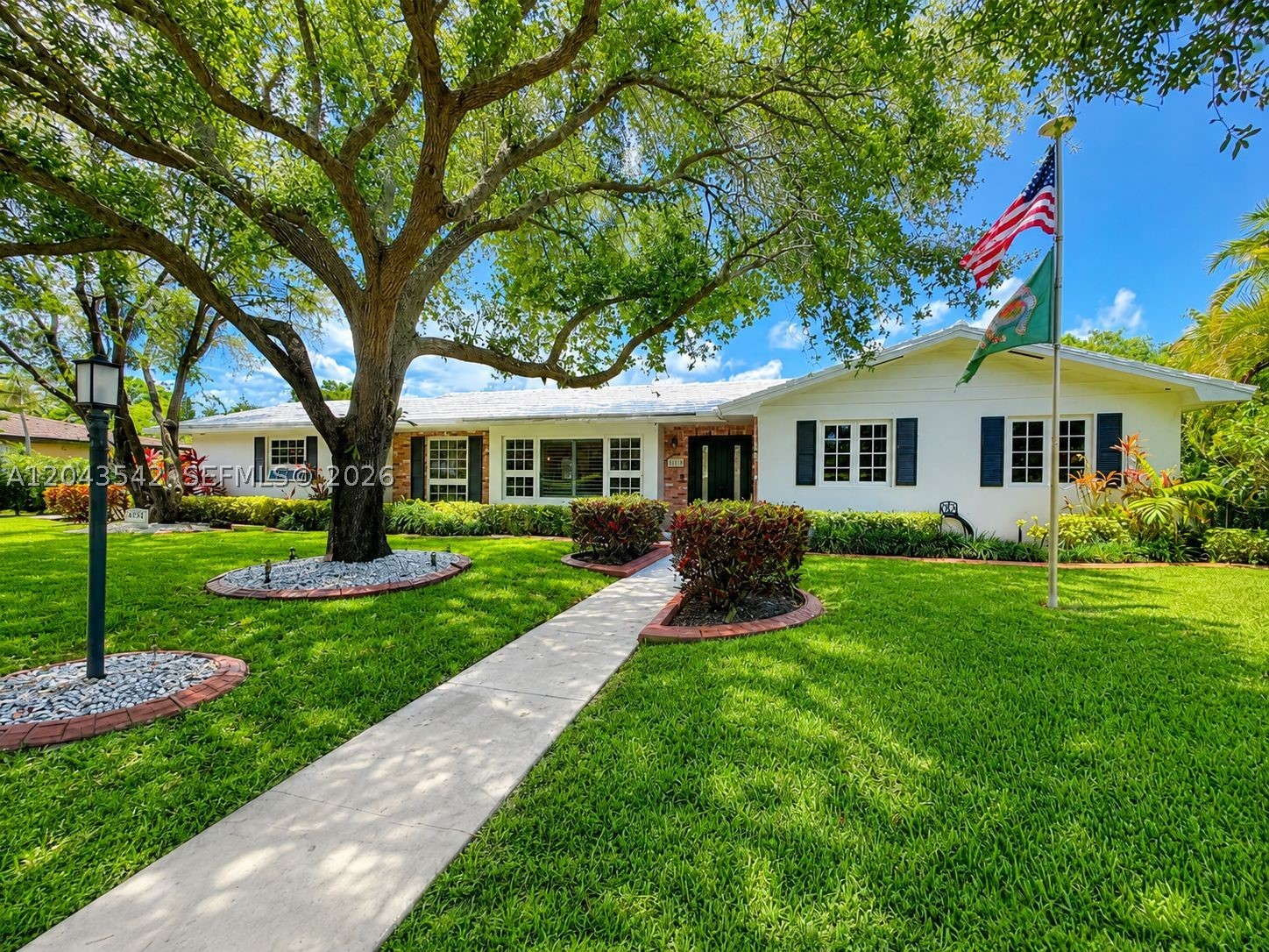 MITCHELL EAST - Residential